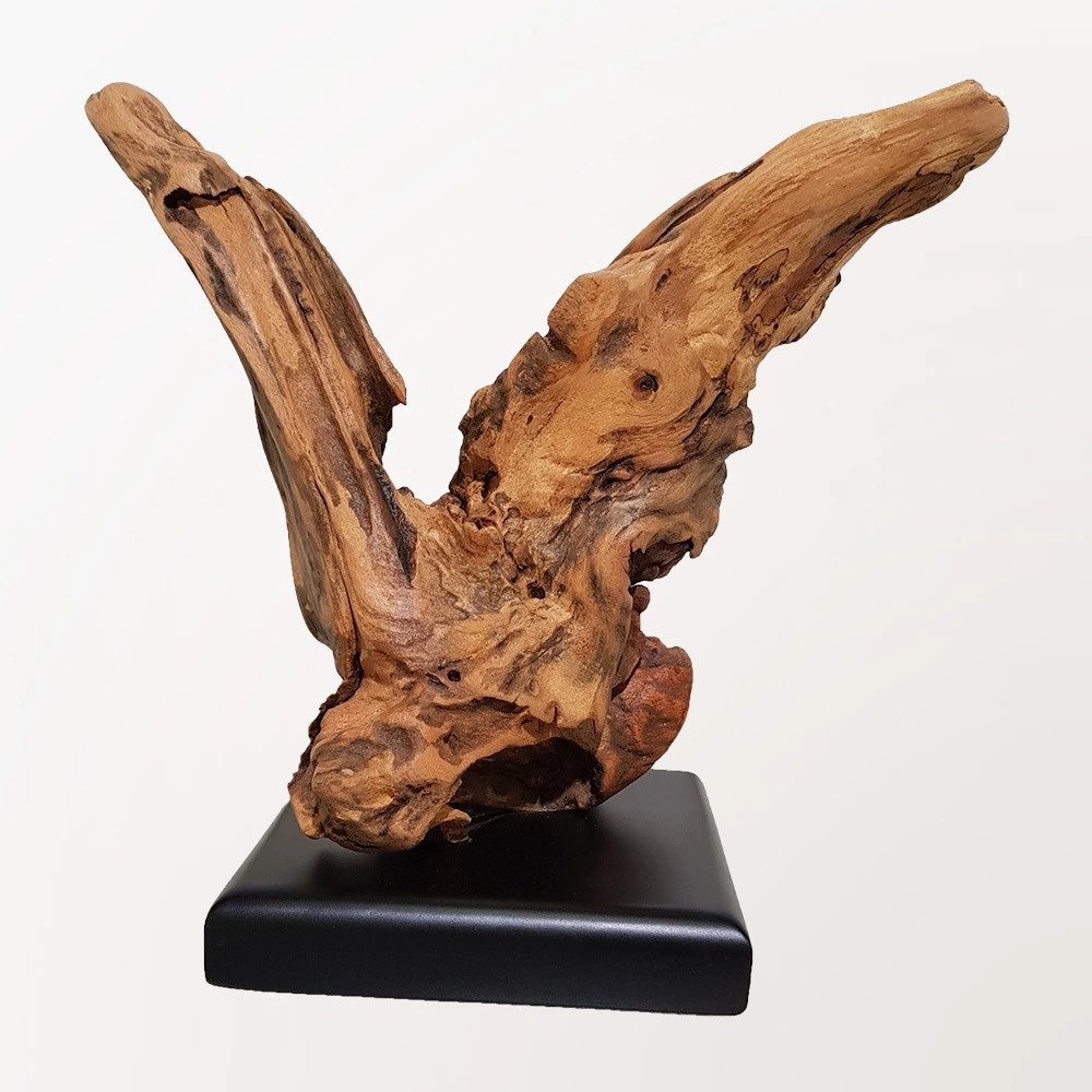 Escultura Garça Clara